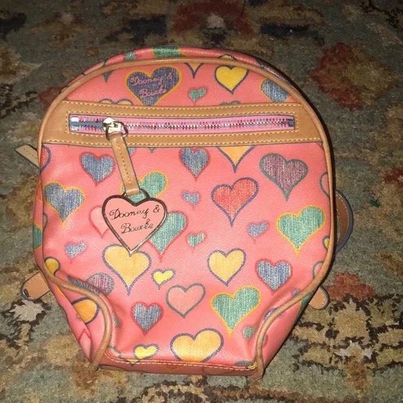 Vintage Dooney & Bourke Heart Backpack DooneyDB150e.JPG main image 2
